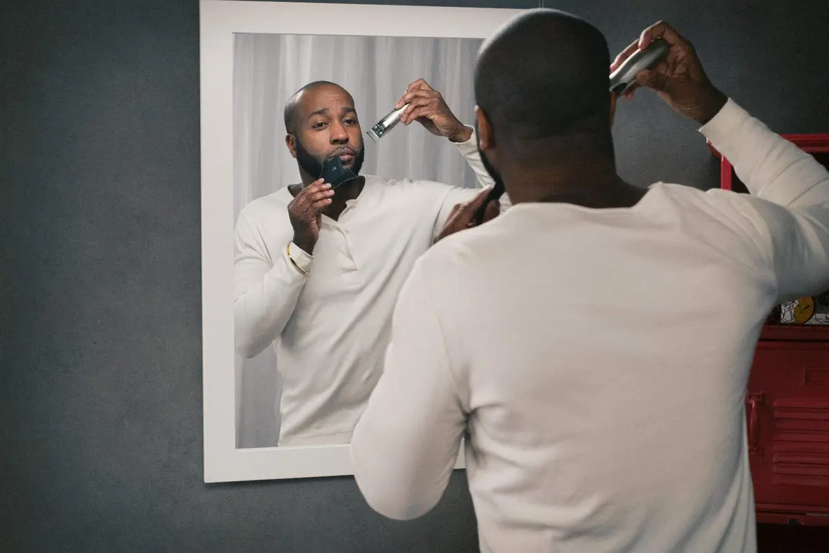 The Cut Buddy PLUS Beard Shaping Tool Clear Template with Built-in Comb and Bonus Pencil | Designed for Larger Heads - view 8