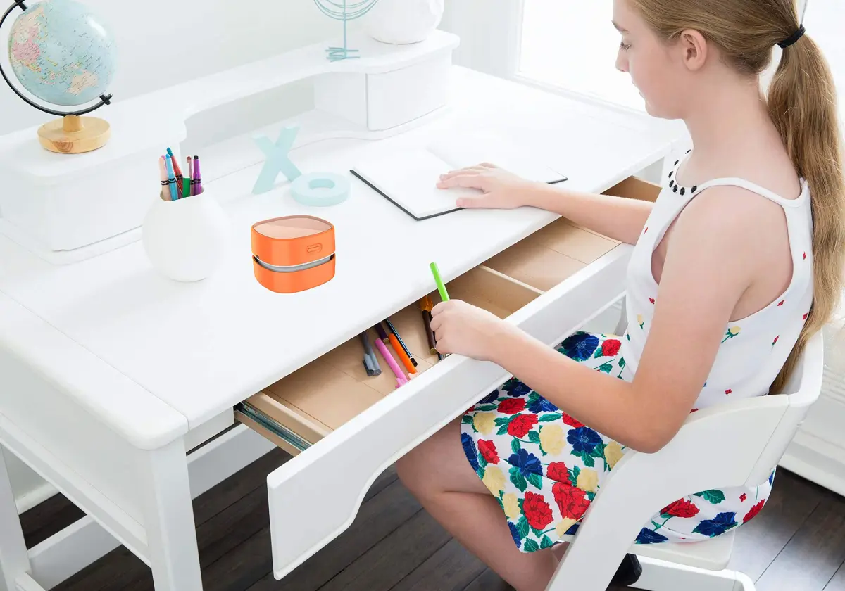 ODISTAR Mini Desktop Vacuum Cleaner Orange Charging | 200ml Capacity, 1000Pa Suction, 4-Hour Battery - view 6