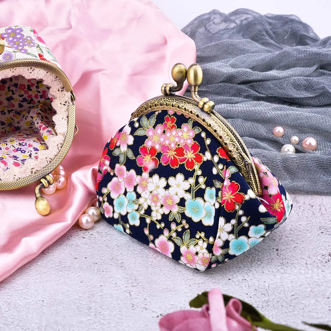Oyachic Floral Coin Purse Navy Blue | Vintage Small Wallet with Kiss Lock Clasp (2.7x4.7x3.5in) - view 3