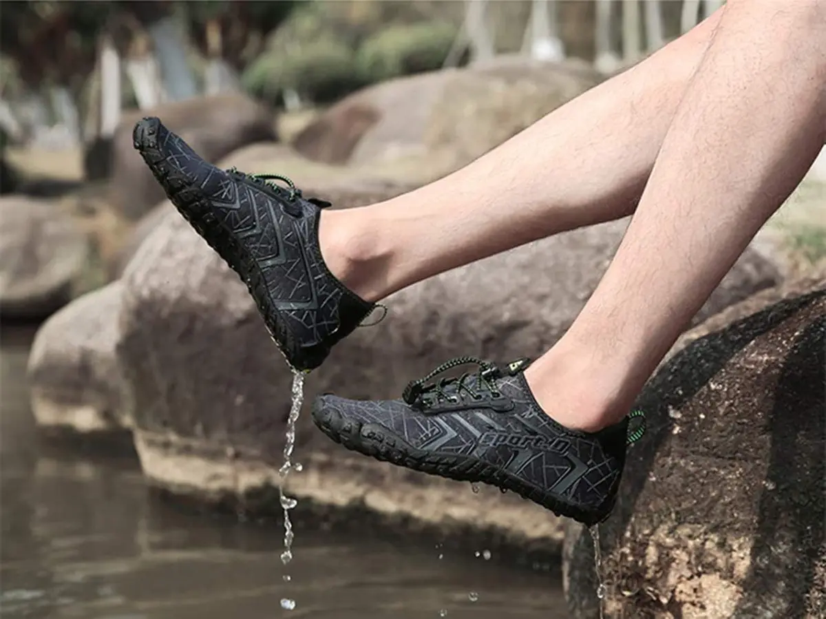UBFEN Water Shoes for Men and Women | Quick Dry, Anti-Slip, Breathable (25ml/0.811 Fl Oz) | Suitable for Beach & Water Sports - view 2