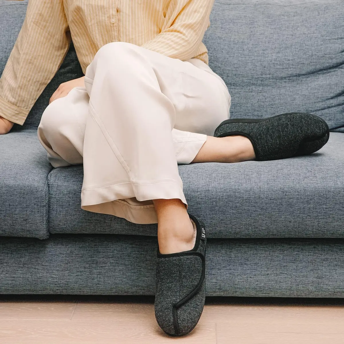 LongBay Women's Adjustable Memory Foam Slippers Black | Wide Fit, Orthopedic Support - view 2