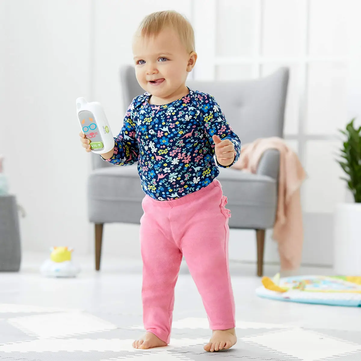 Skip Hop Baby Phone Toy: Explore & More Cell Phone Selfie - view 6