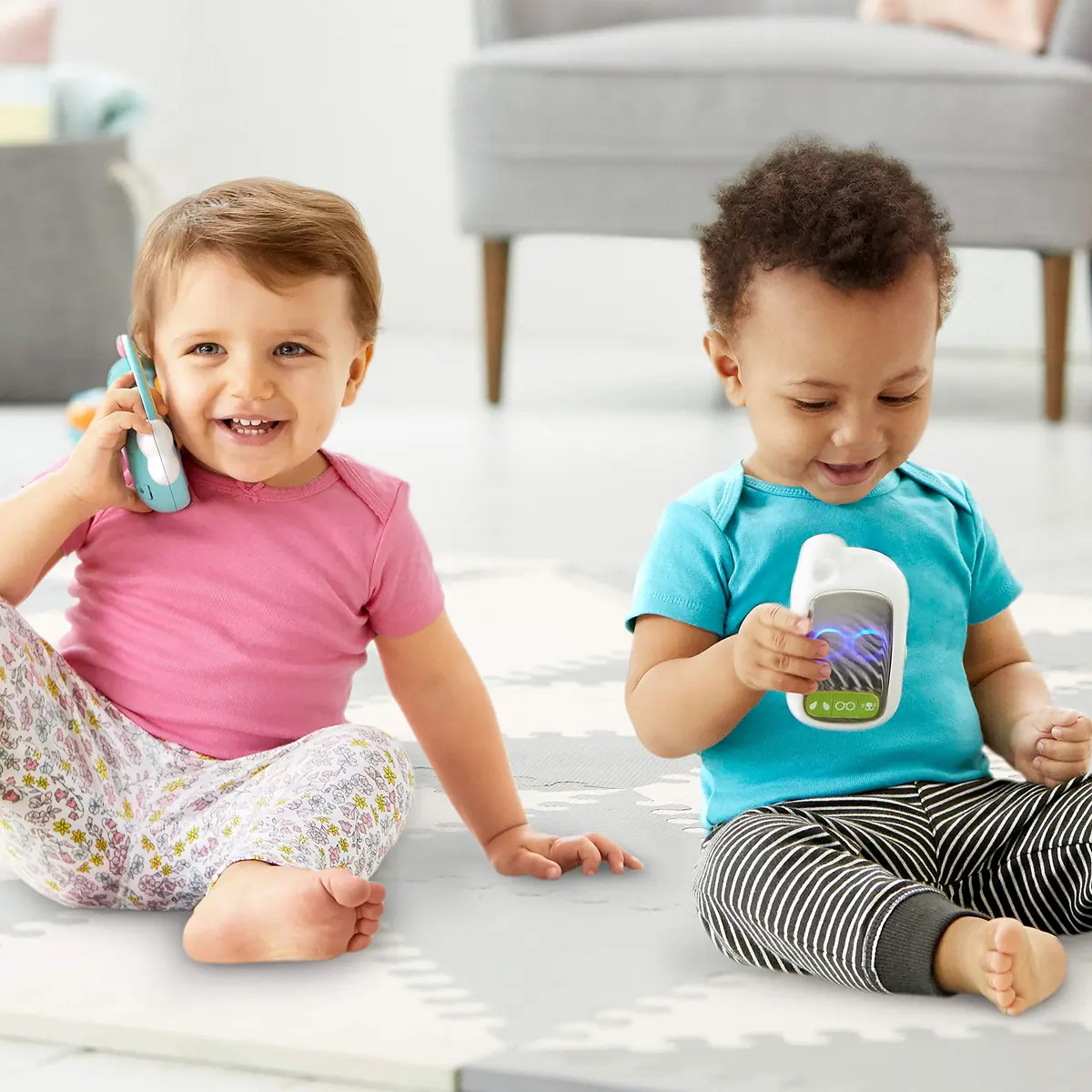 Skip Hop Baby Phone Toy: Explore & More Cell Phone Selfie - view 8