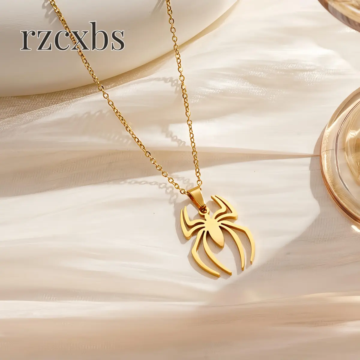 RZCXBS Spider Pendant Necklace for Men and Women Stainless Steel Gold 45 cm (17.71 inches) | Unisex Cool Design - view 3