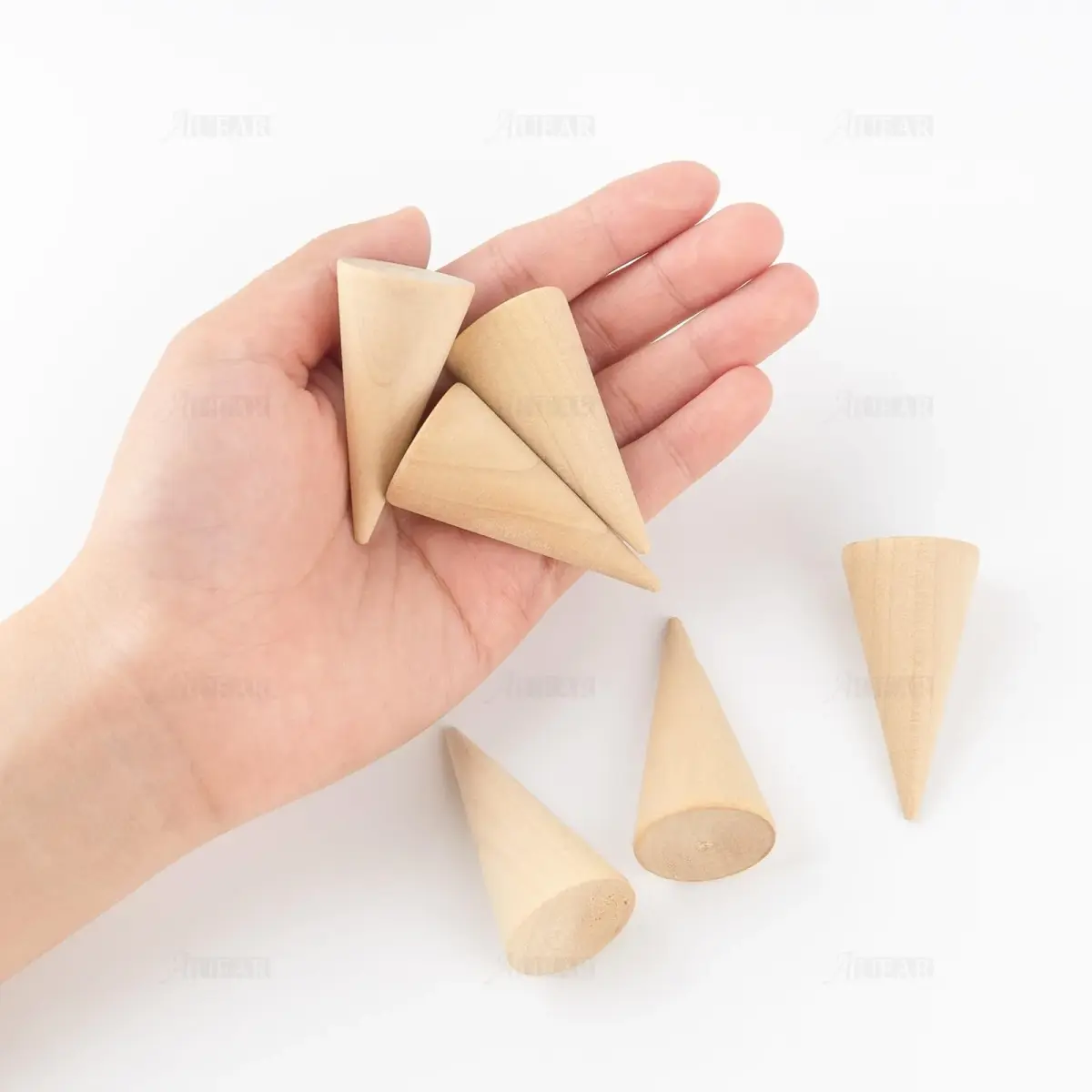 AUEAR 10 Pack Wood Cone Ring Holder 2.5cm (0.98in) Base Diameter x 5cm (1.97in) Height | Simple Natural Wood Display Stands for Rings - view 7