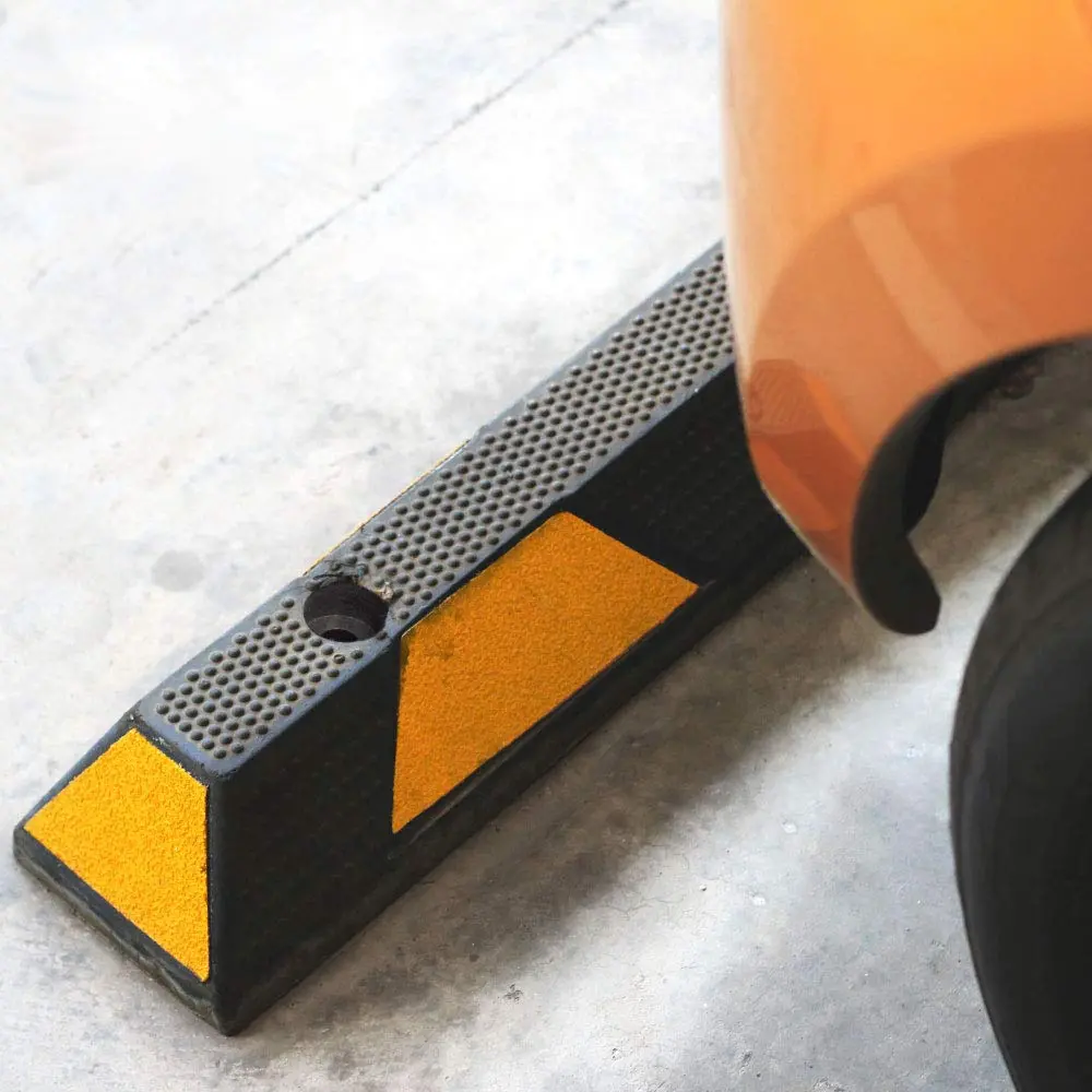 Pyle Heavy Duty Rubber Parking Lot Stopper 72 Inch | Extra Wide Vehicle Wheel Stop for Garage & Driveway - view 8