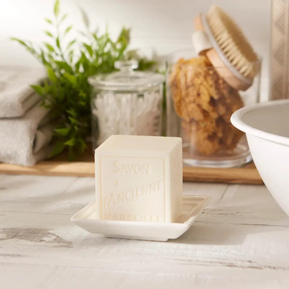 Pre de Provence Marseille Olive Oil Ceramic Soap Dish | Classic French Design, Keeps Bar Dry, 4.3" Square - view 3