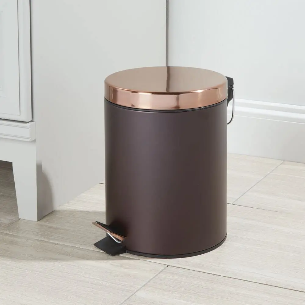 mDesign Pedal Bin - Metal Waste Bin with Pedal, Lid & Plastic Bucket Insert - 5L Capacity, Bronze/Rose Gold - view 2
