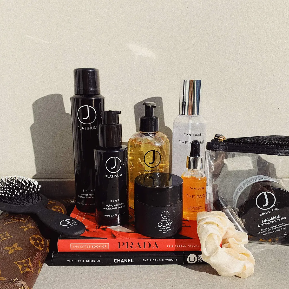 J Beverly Hills Platinum 5 In 1 Leave-in Styling Emulsion Cream, 100ml (3.4 Fl Oz) | Hair Strength & Manageability - view 8