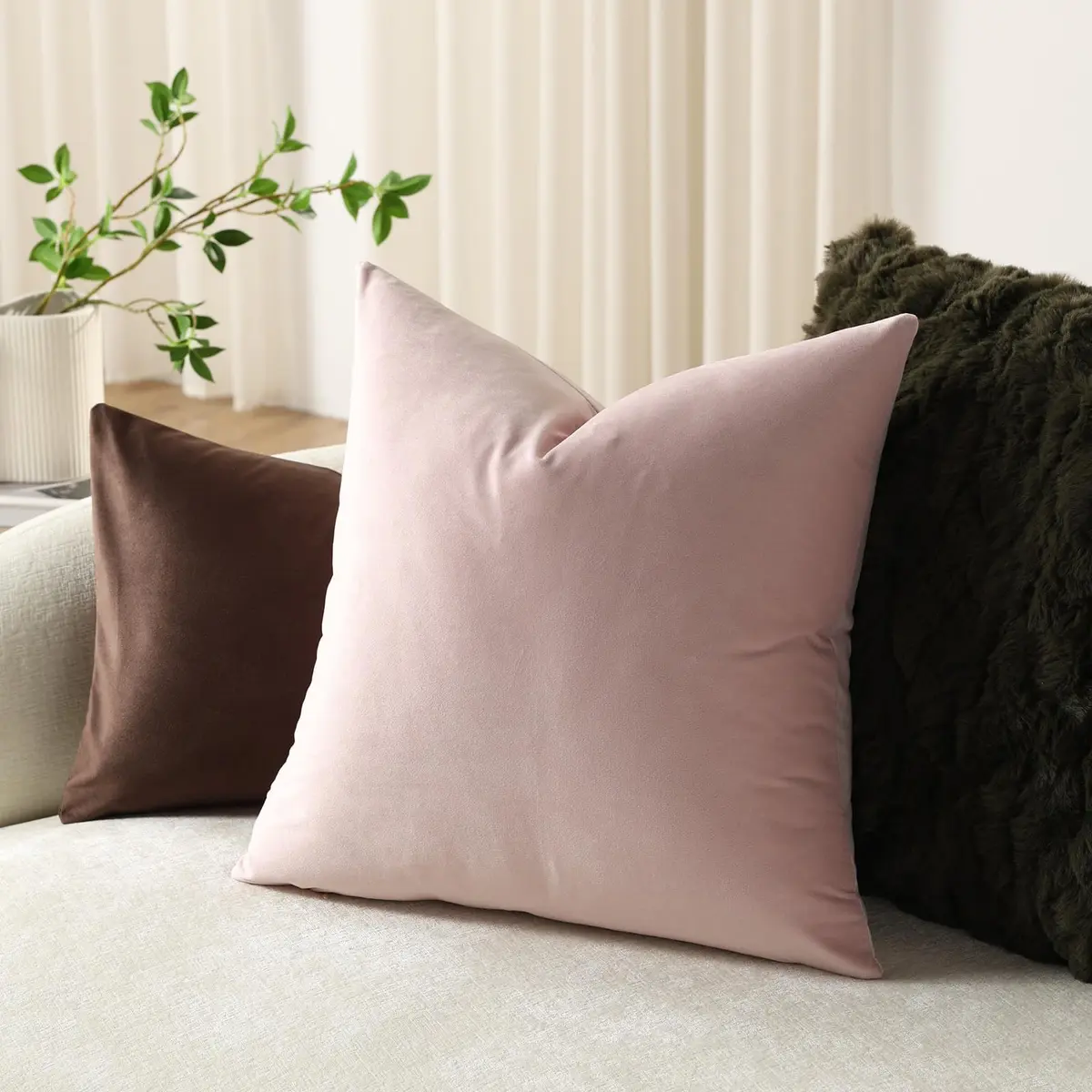 DEZENE Throw Pillow Covers 18x18 | Velvet Square Modern Home Decor (70-120 chars) - view 4