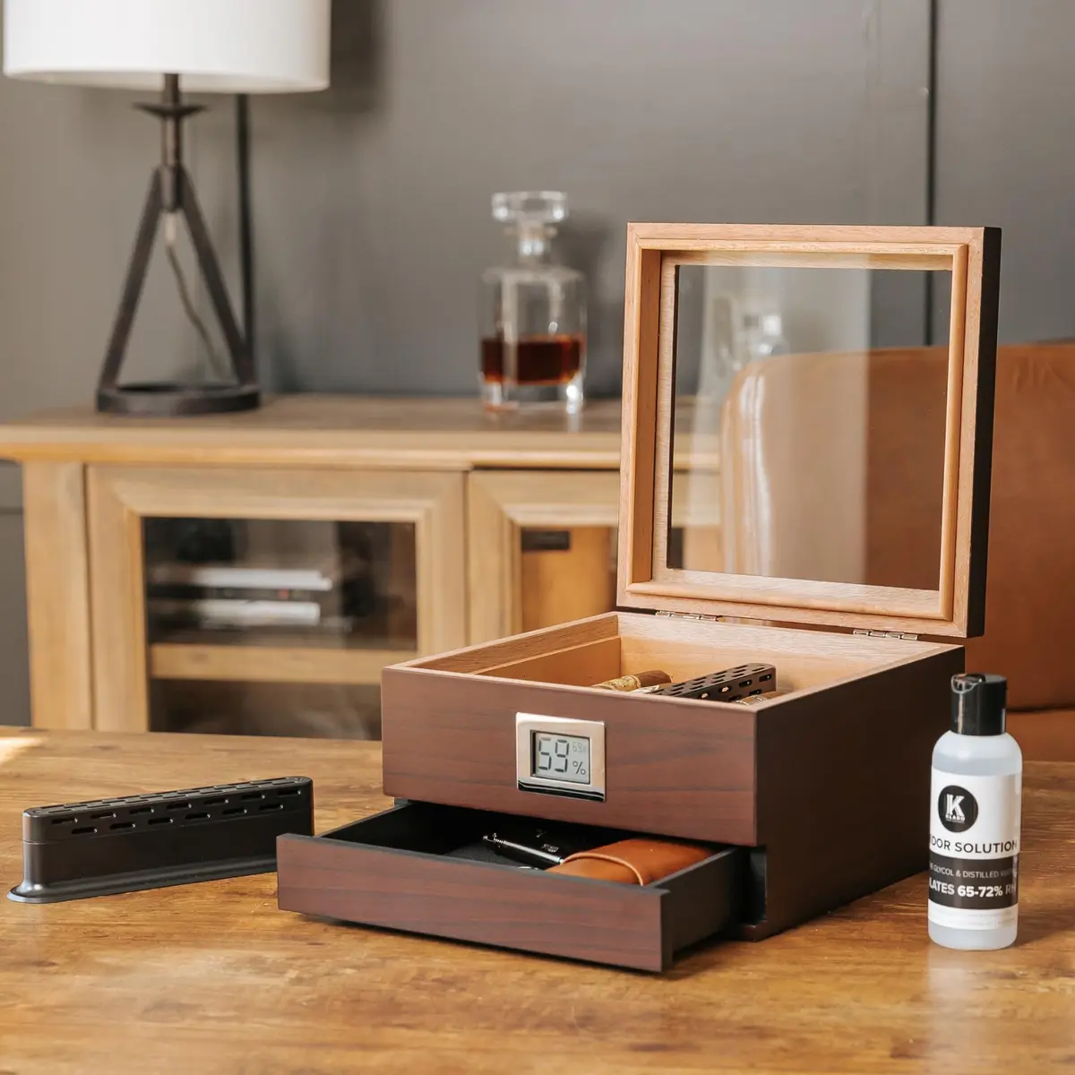 CASE ELEGANCE Klaro Humidor Solution 250ml | Regulates Humidor to 70% RH for Humid Climates - view 2