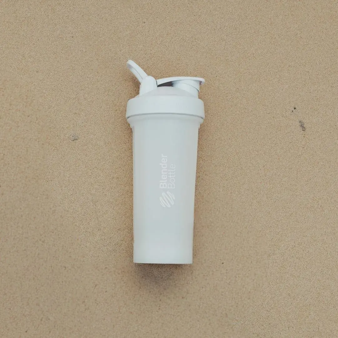 BlenderBottle Classic V2 Shaker Bottle 591ml (20 oz) | Patented BlenderBall Whisk - view 5
