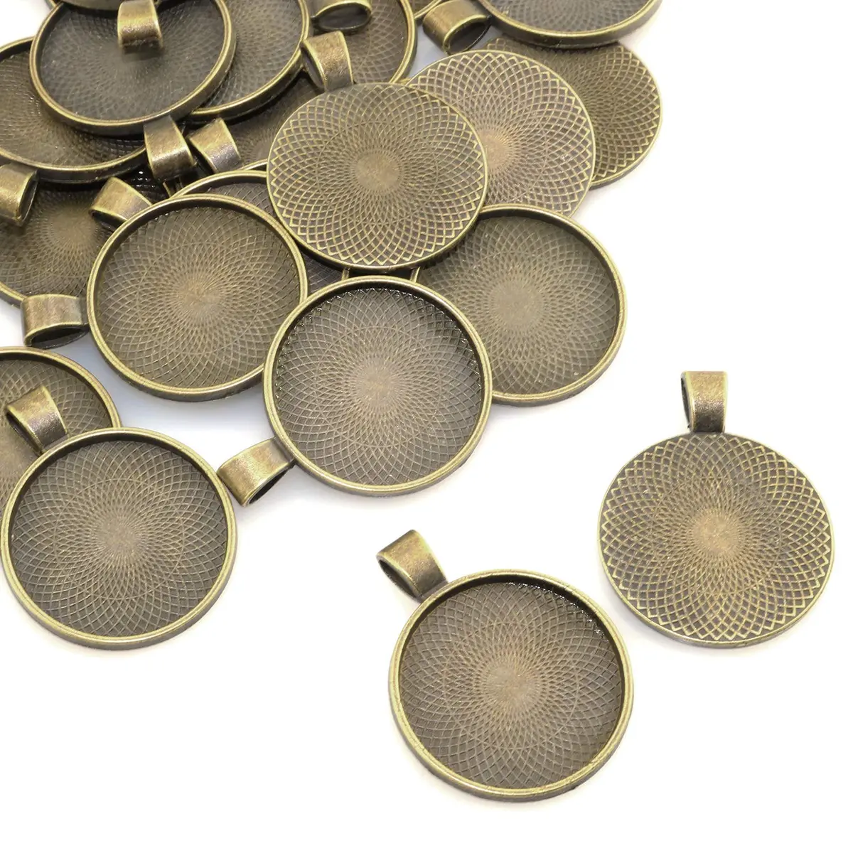 Lind Kitchen 25pcs Round Bezel Pendant Trays Setting 25mm | DIY Jewelry & Craft Base - main product image