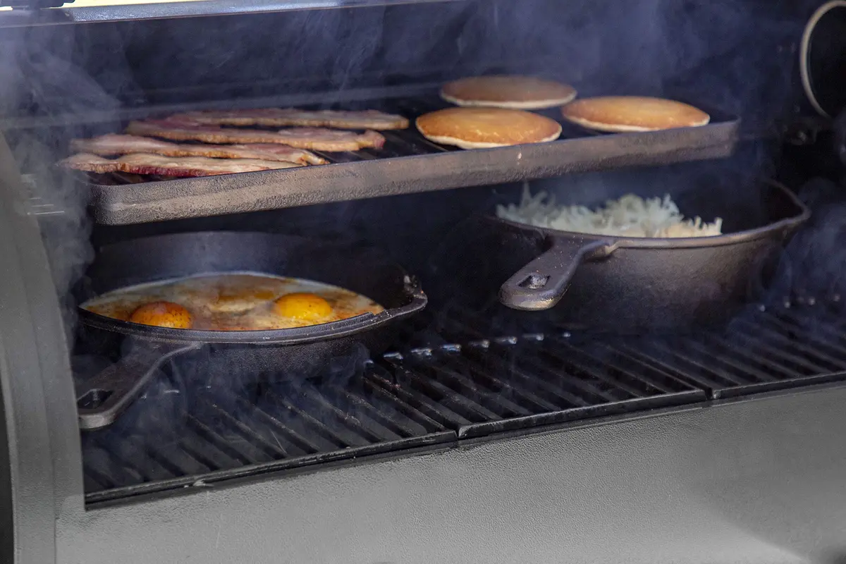 Pit Boss 10"x20" Cast Iron Griddle | Reversible, Re-seasoned, Durable - view 6