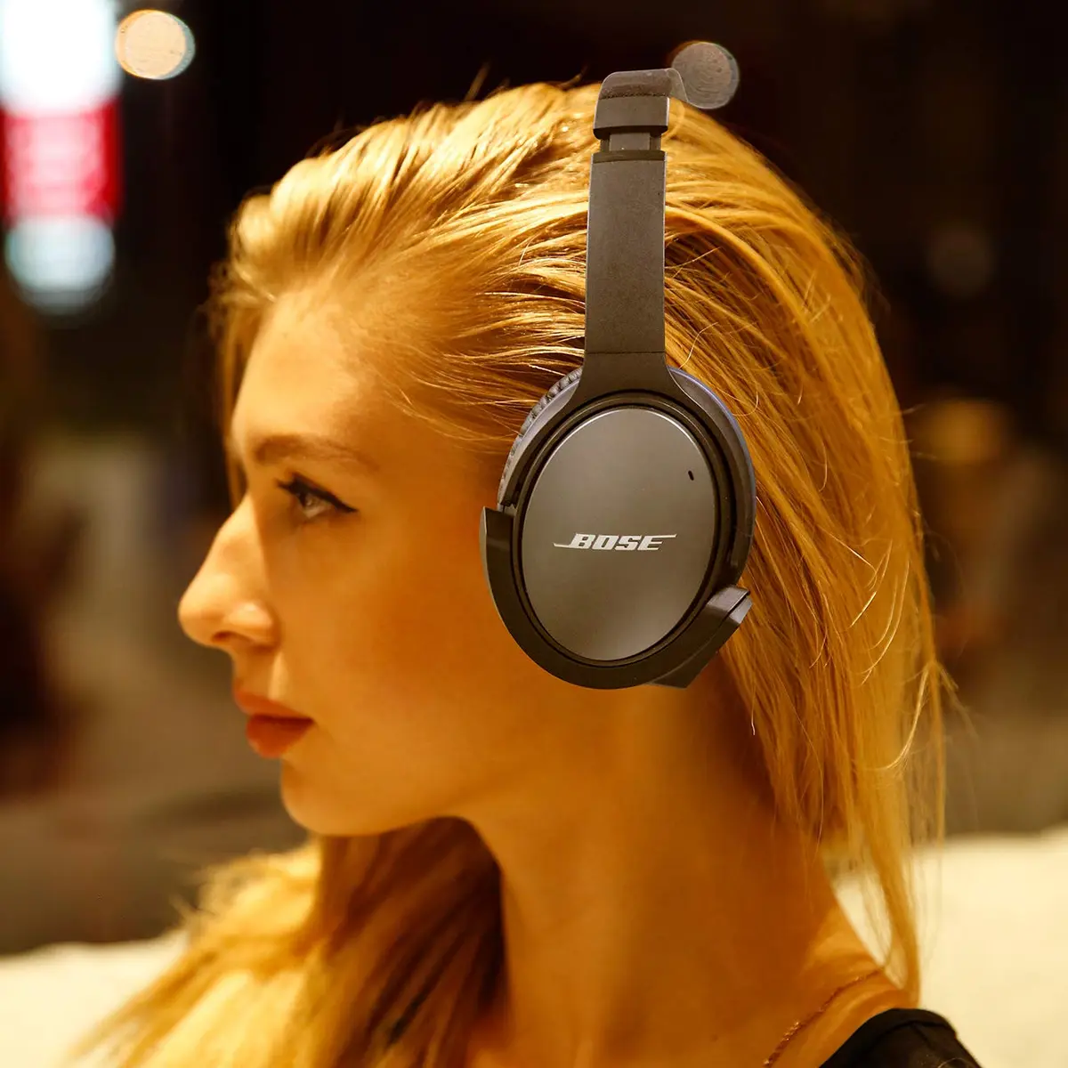 YOCOWOCO aptX Wireless Bluetooth Adapter for Bose QC25 | Supports aptX HD & LL, Built-in Mic, 6H Playtime - view 7