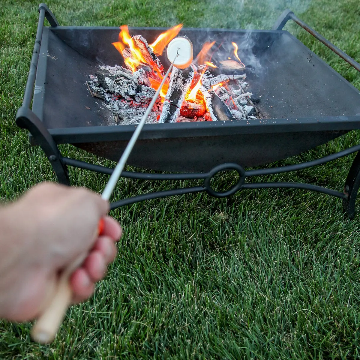 MalloMe 32" Telescoping Marshmallow Roasting Sticks (5 Pack, Silver) | Heavy Duty Stainless Steel Forks for Campfire Cooking - view 8