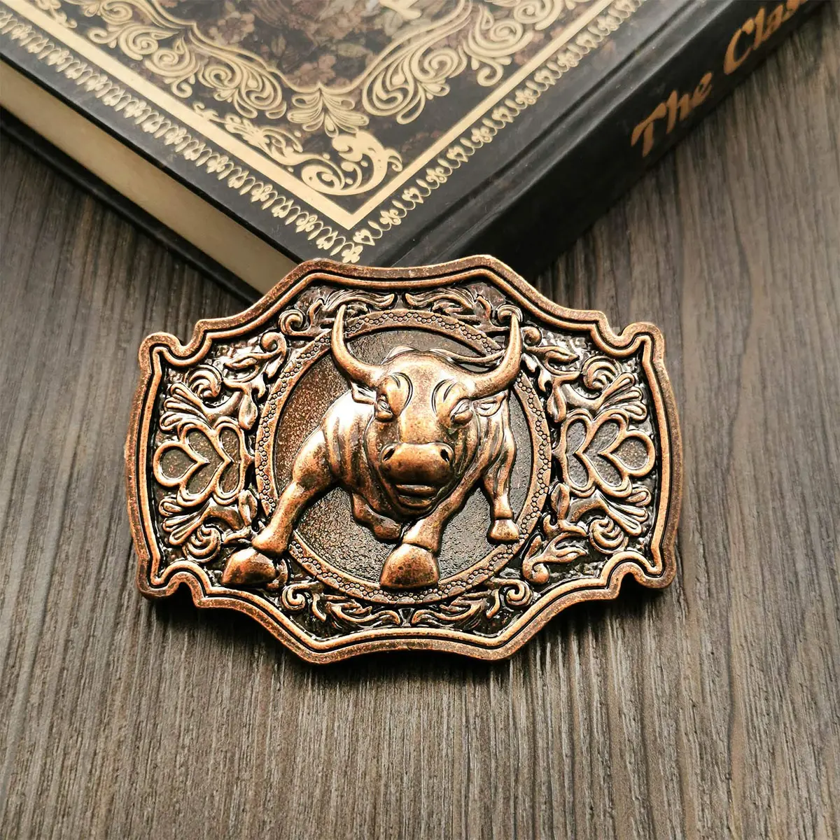 QUKE Rose Gold Long Horn Bull Rodeo Western Cowboy Belt Buckle for Men | 8.5cm (3.3in) - view 3