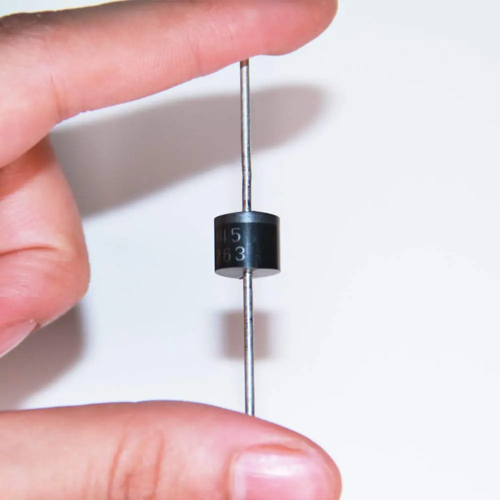 Arikit 45V 25pcs | 15A Schottky Diodes for Solar Panels - view 3