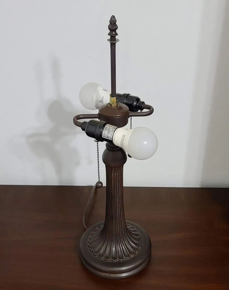 Amora Tiffany Style Table Lamp Banker 24" | Vintage Antique Decor with Handcrafted Glass - view 6
