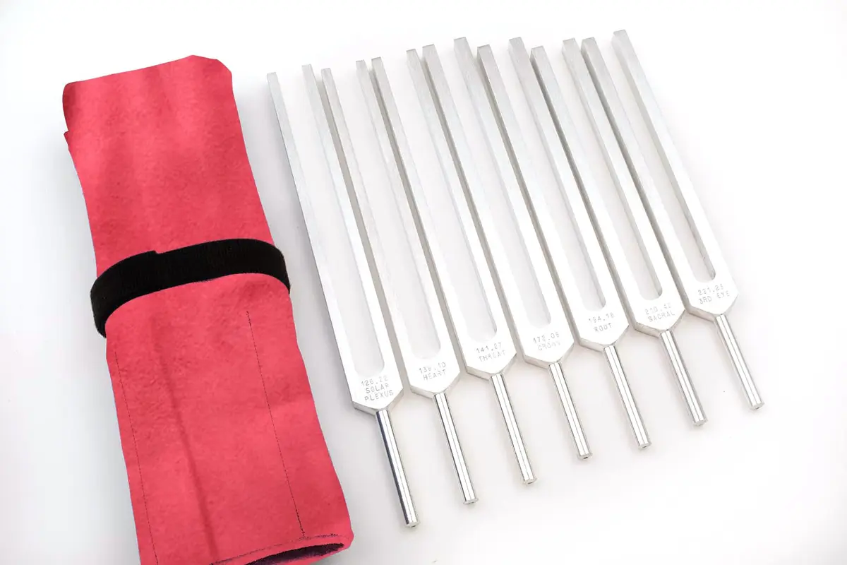 Omnivos Chakra Tuning Forks Set for Healing – 7 Chakra Frequencies 126.22Hz to 221.23Hz | Aluminum Alloy | Made in USA - main product image