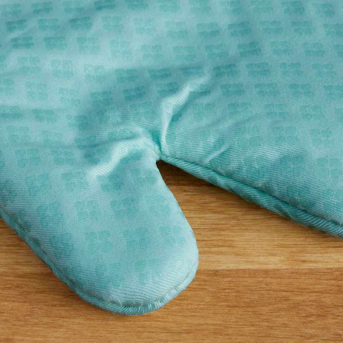 KitchenAid Oven Mitt Set, 7"x12.5", Aqua Sky, 2 Piece | Heat-Resistant Cotton & Silicone Grip - view 3