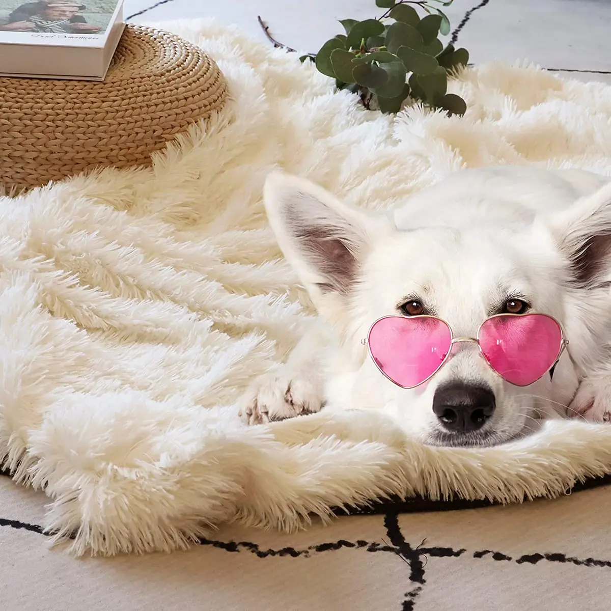 Tuddrom Decorative Faux Fur Throw Blanket 127x152 cm (50"x60") | Soft Fuzzy Plush Microfiber Fleece for Couch Sofa Bedroom - view 7