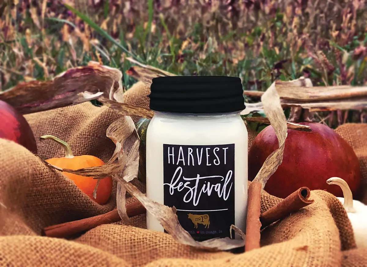 Milkhouse Candle Company Harvest Festival Soy Scented Candle 370ml (13 Oz) | Warm Vanilla Musk Fragrance - view 6