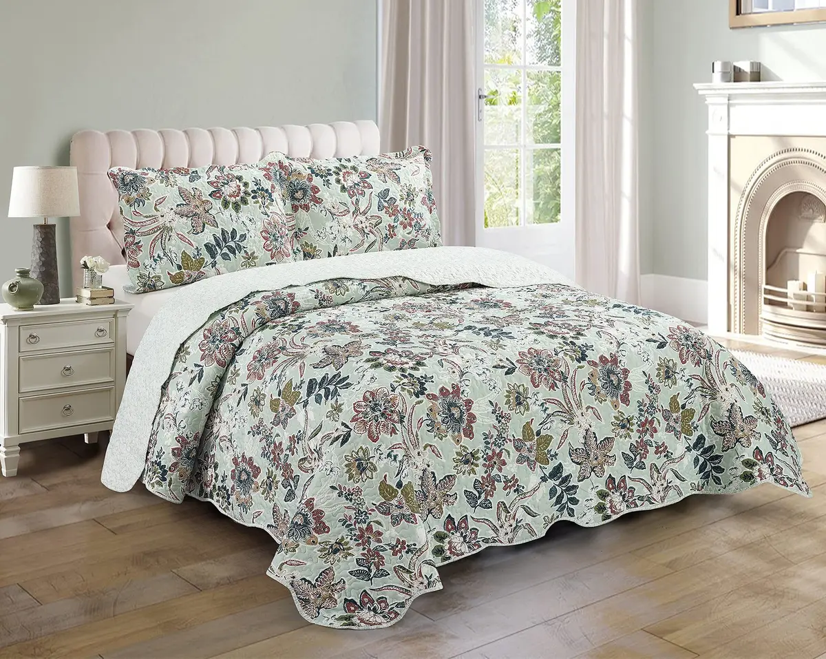 Brilliant Sunshine Green Bedding Set Full/Queen | Vintage Floral Design, All Seasons, Microfiber - main product image
