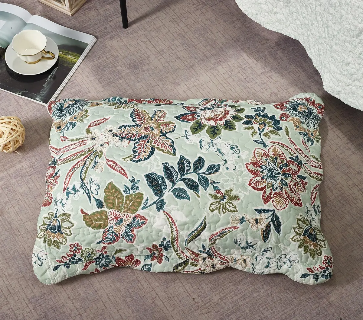 Brilliant Sunshine Green Bedding Set Full/Queen | Vintage Floral Design, All Seasons, Microfiber - view 8