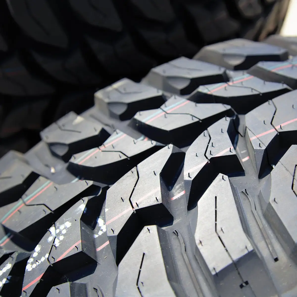 Crosswind Mud-Terrain Radial Tire 35x12.50R22LT | Off-Road Mud & All-Weather Grip - view 4