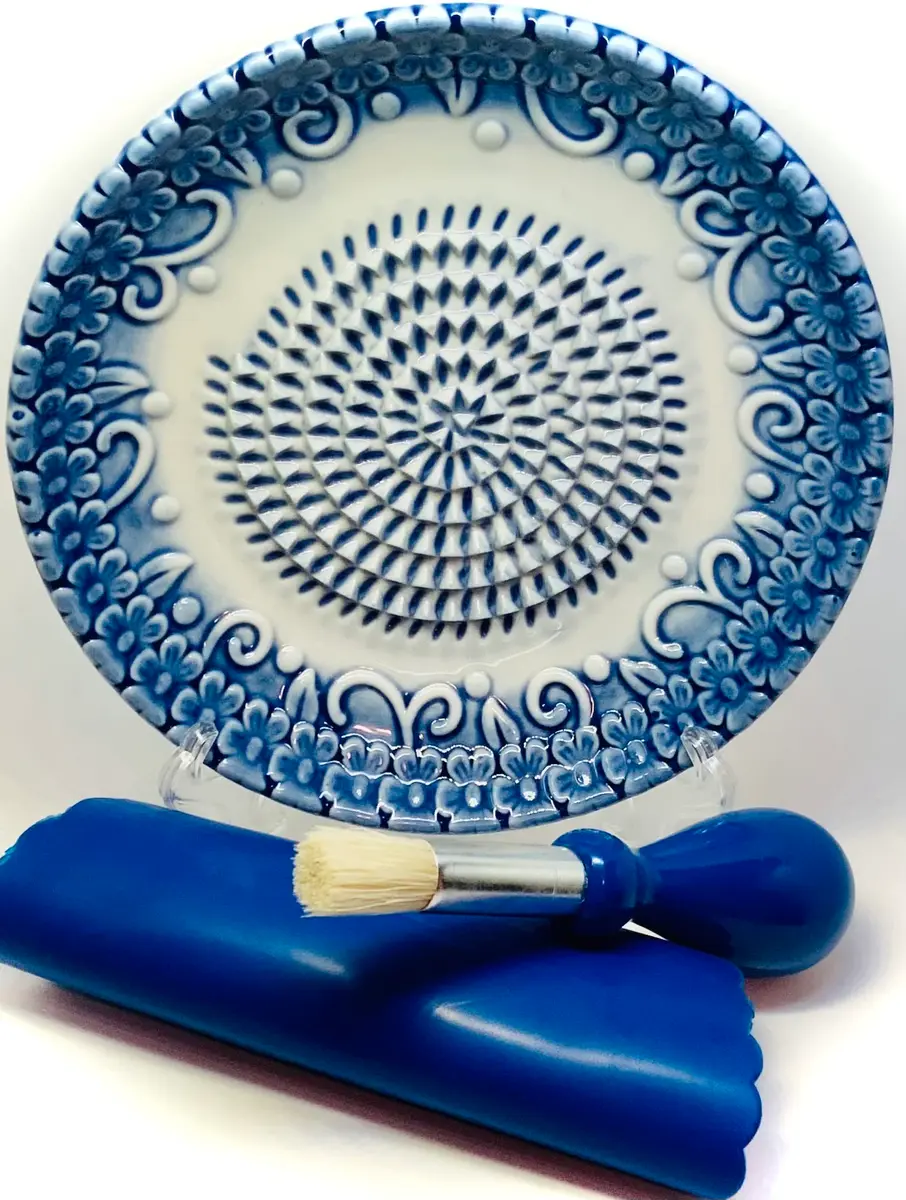 BonCera Ceramic Garlic Grater Plate 4-Piece Set - Blue Embossed | Versatile Kitchen Tool for Garlic, Ginger & Fruits - main product image
