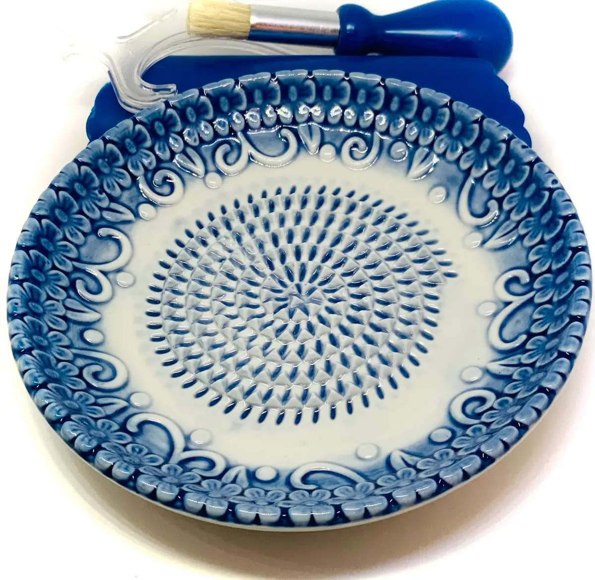 BonCera Ceramic Garlic Grater Plate 4-Piece Set - Blue Embossed | Versatile Kitchen Tool for Garlic, Ginger & Fruits - view 2