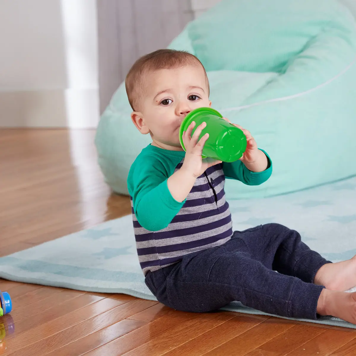 The First Years Take & Toss Spill Proof Sippy Cups - Rainbow Party Pack - 296ml (10 Fl Oz) - 20 Count - view 5