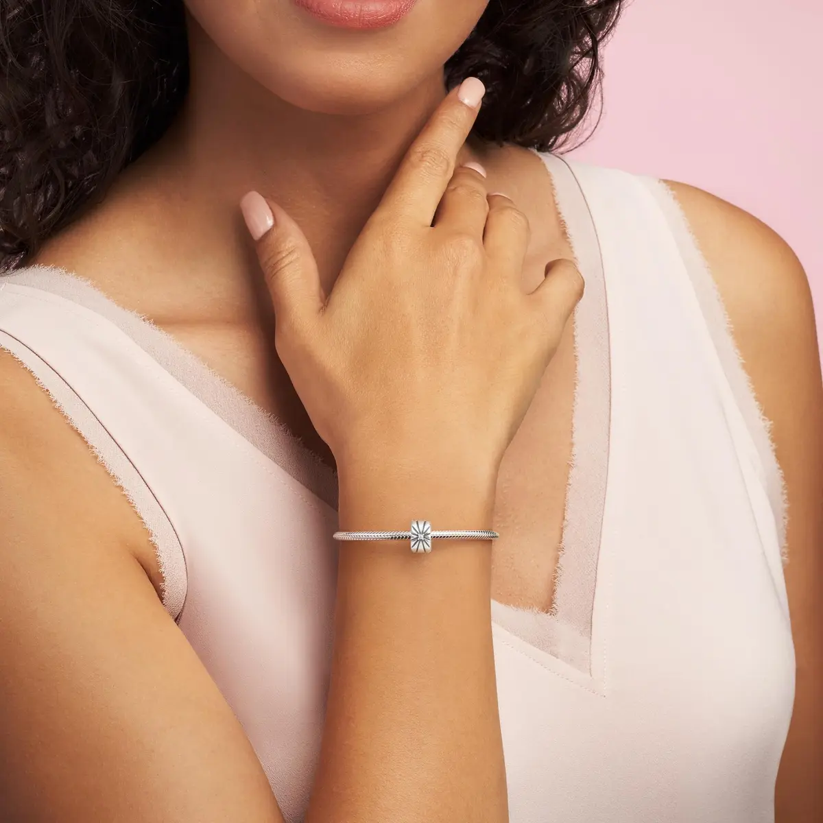 PANDORA Sparkling Sunburst Clip Charm | Sterling Silver with Cubic Zirconia, Jewelry for Women with Gift Box - view 3