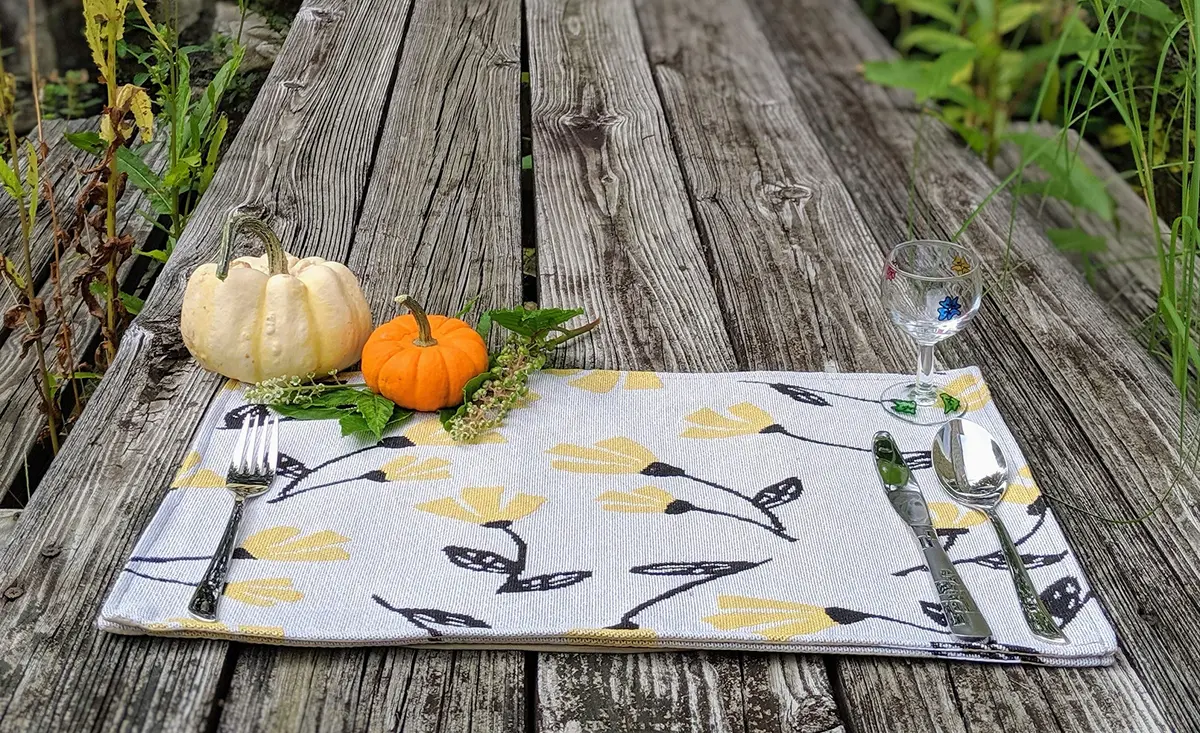 DaDa Bedding Yellow Floral Tapestry Placemats | 13 x 19 Inches, Set of 4, Cotton-Polyester Blend - view 7