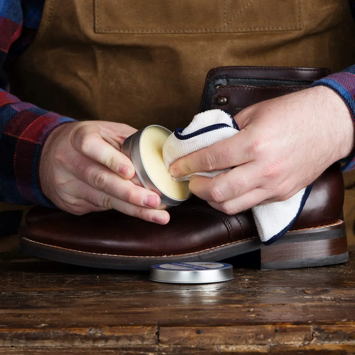 Cobbler's Choice Leather Cream - For Shoes, Boots & Bags with Beeswax | Conditions, Restores & Protects Leather - view 6