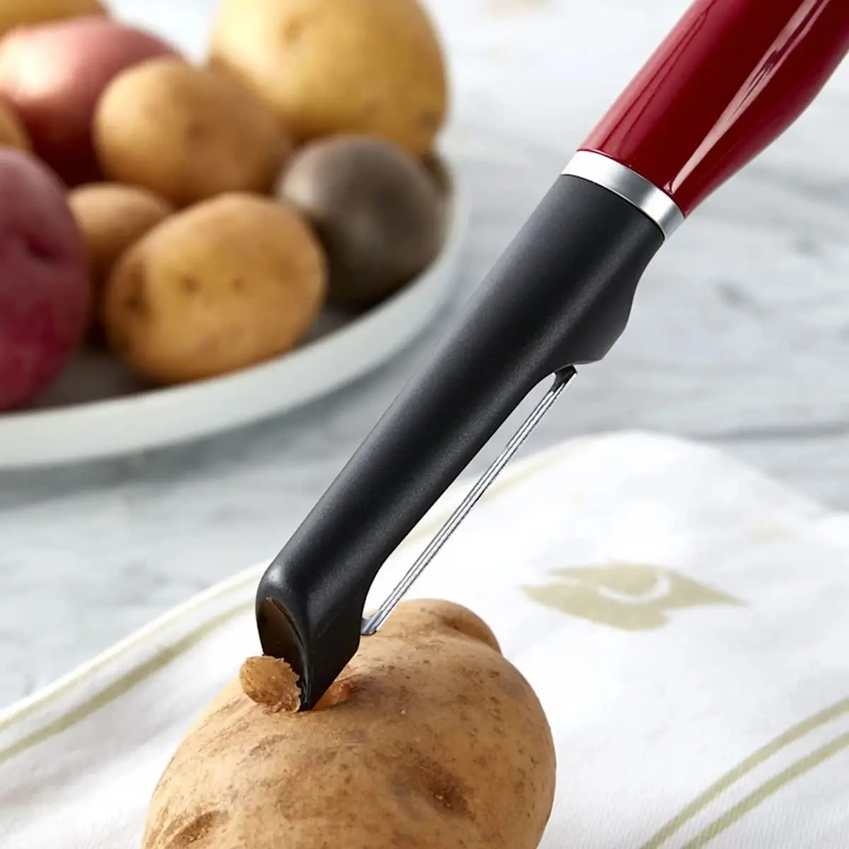 KitchenAid Gourmet Euro Peeler, 8.7-Inch, Red | Double-Edged Serrated Blade for Fruits & Vegetables - view 6