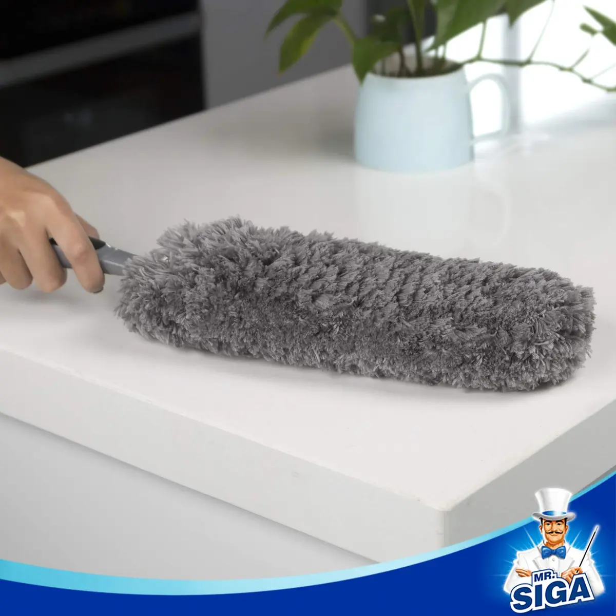 MR.SIGA Microfiber Duster Washable Dust Remover for Household Cleaning | Large Microfiber Head, Non-Slip Handle - view 4