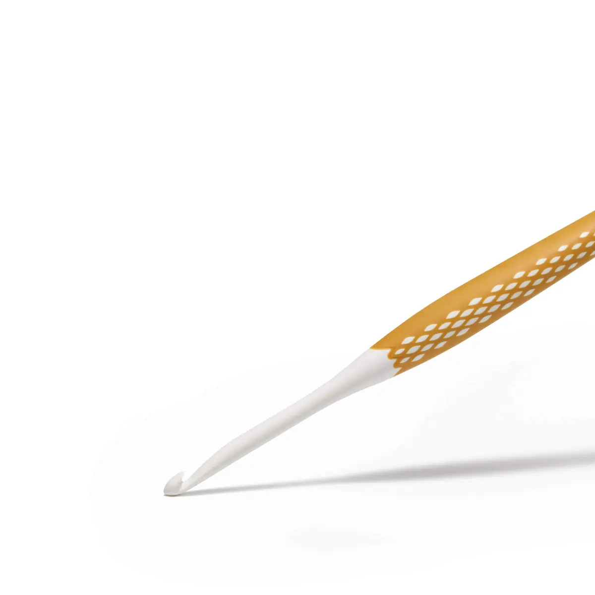 Prym Crochet Hook H8/5mm | Lightweight, Smooth, Ergonomic Handle for All Yarn Types - view 3