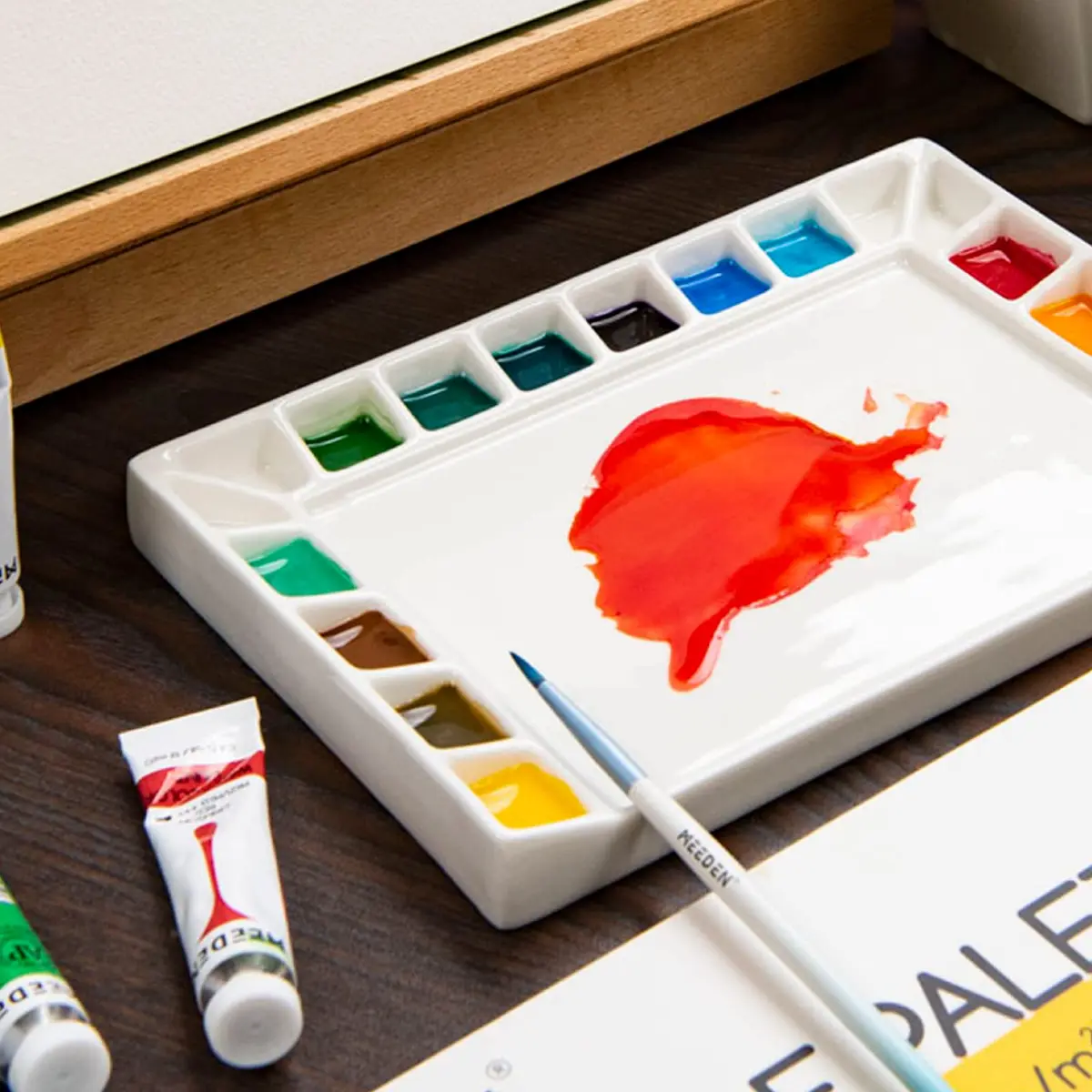 MEEDEN Ceramic Watercolor Paint Palette 18-Well Artist Paint Mixing Tray 21.7cm (0.75in) | Smooth, Non-Staining Porcelain for Vibrant Colors - view 6