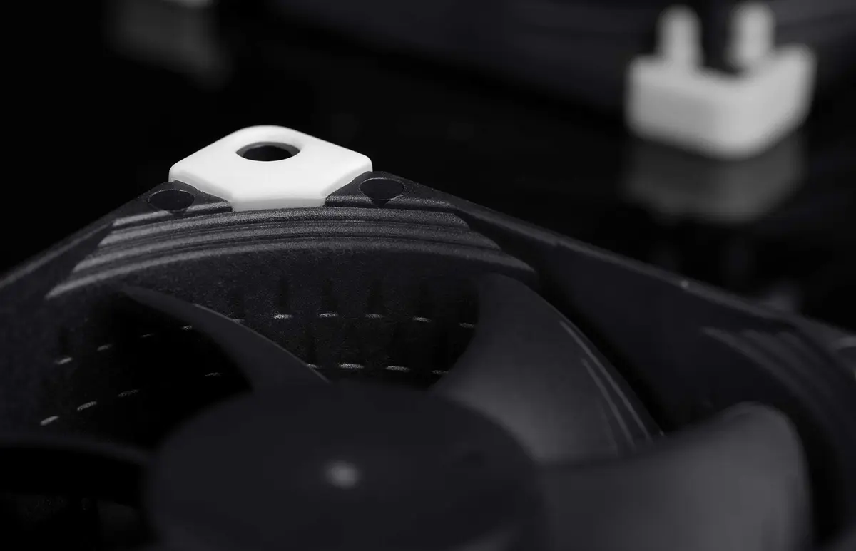 Noctua NF-A8 PWM chromax.Black.swap 80mm Fan | Quiet Cooling for Compact PCs - view 5