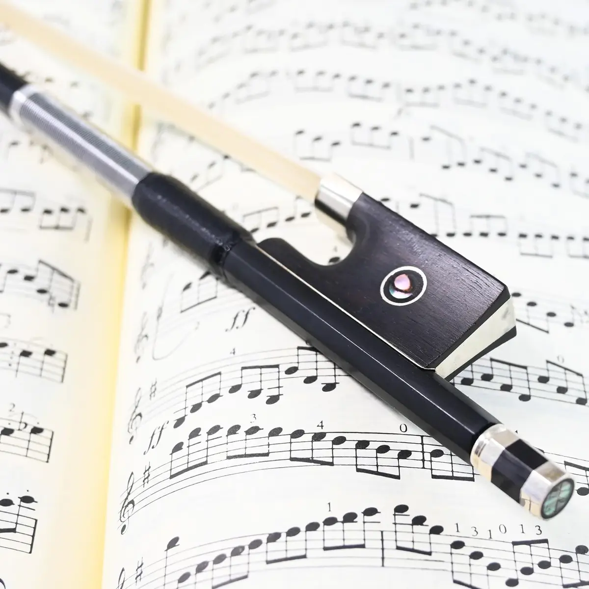VINGOBOW Carbon Fiber Violin Bow 3/4 Size 69cm | Advanced Performance with Natural Horsehair - view 6