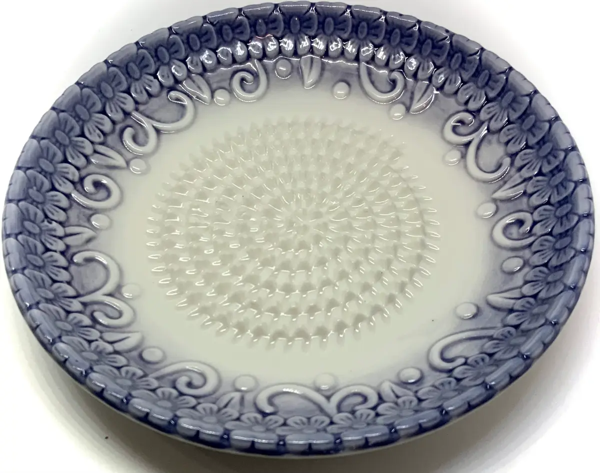 BonCera Premium Ceramic Garlic Grater Plate Set 13.3cm (5.25 Inch) Diameter | Purple Embossed All-in-One 4-Piece Set - view 2