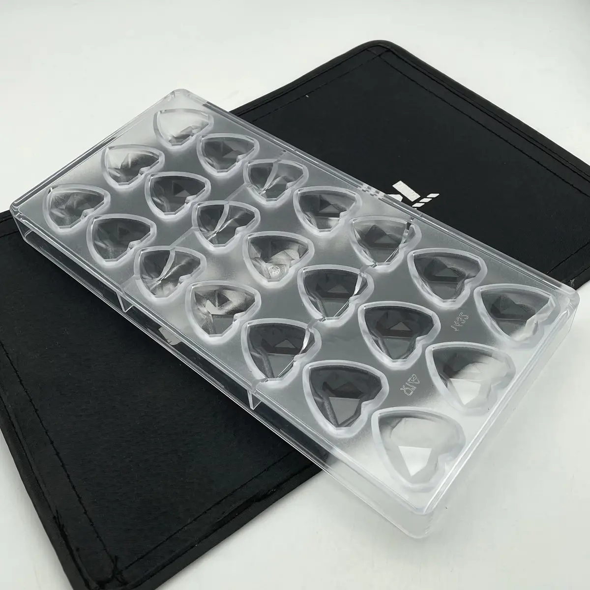 Goldbaking 3D Heart Chocolate Polycarbonate Mold 27.5x13.5cm | Durable, Food-Grade Material for Perfect Heart-Shaped Chocolates - view 3