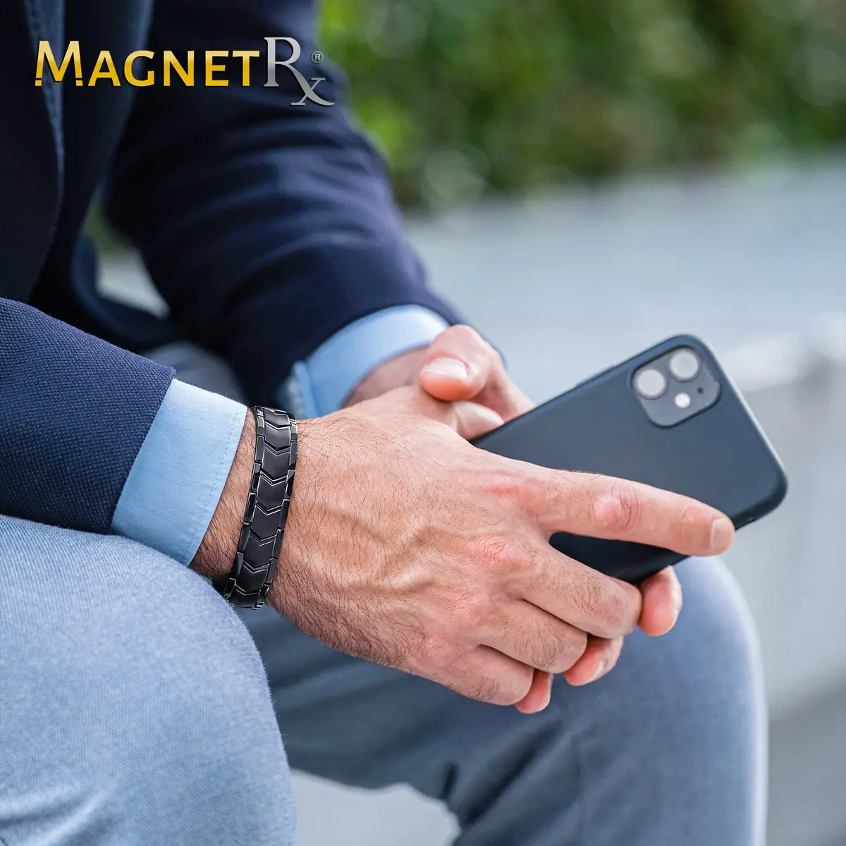 MagnetRX Ultra Strength Magnetic Bracelet for Men (Black) 23cm (9.0 inches) | 38 x 3500 Gauss Neodymium Magnets - view 2
