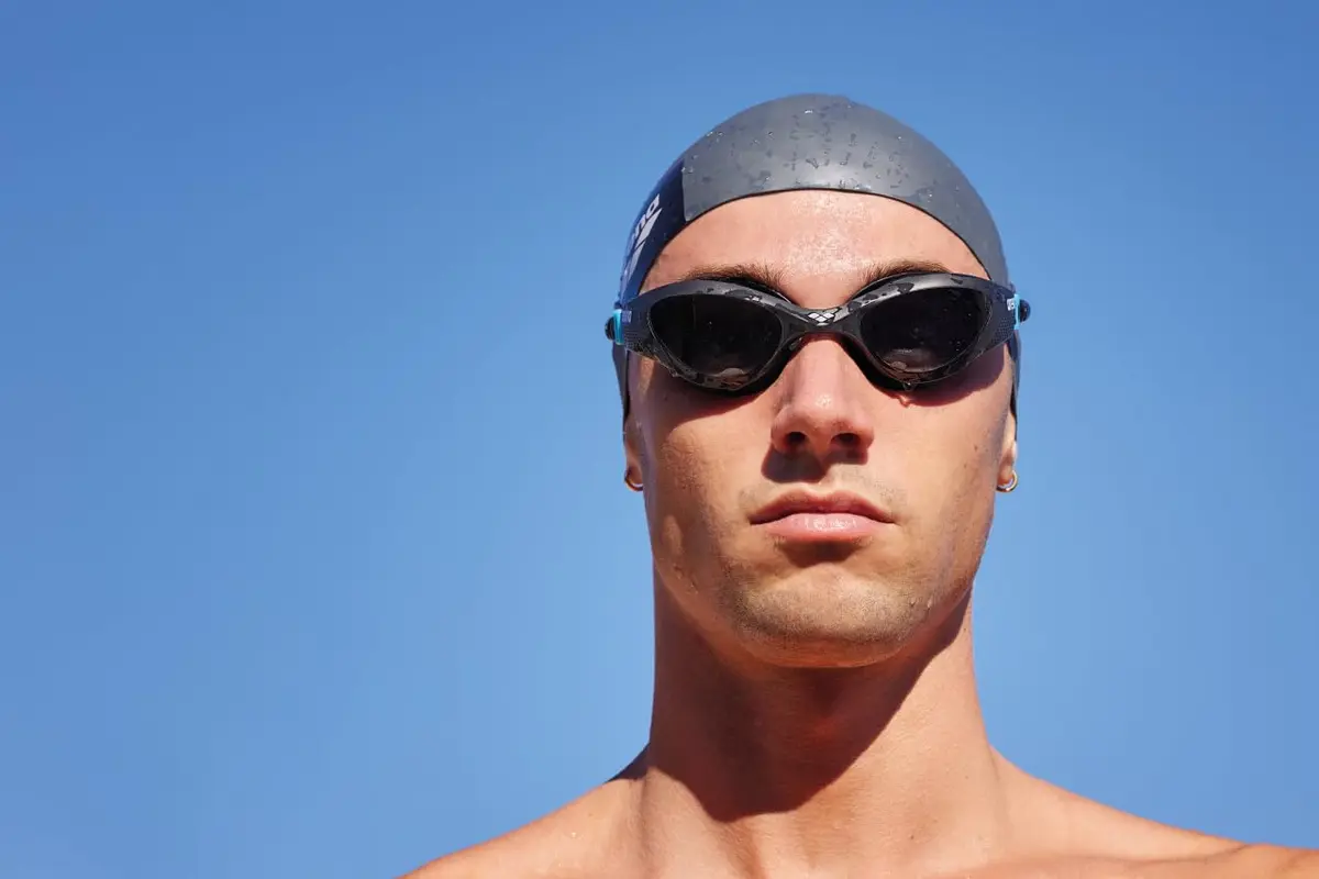 ARENA Unisex Adult The One Swim Goggles for Men and Women Watertight Fit Orbit-Proof Seals Anti-Fog Coated Non-Mirror Lens, Light Smoke/Blue/White | Perfect Fit & Anti-Fog - view 8