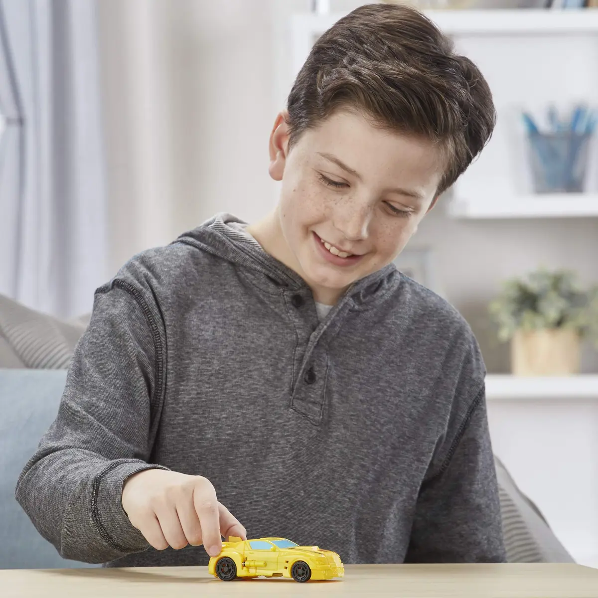 Transformers Cyberverse 1 Step Bumblebee Action Figure 10.8 cm (4.25 inches) | ASTM-Tested Toy for Kids 3+ - view 4