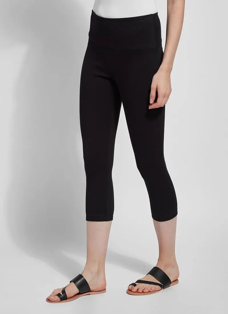 Lyssé Plus Size Denim Capri Leggings 2X | Soft, Black, High Waist, 21.5 in Inseam - view 3
