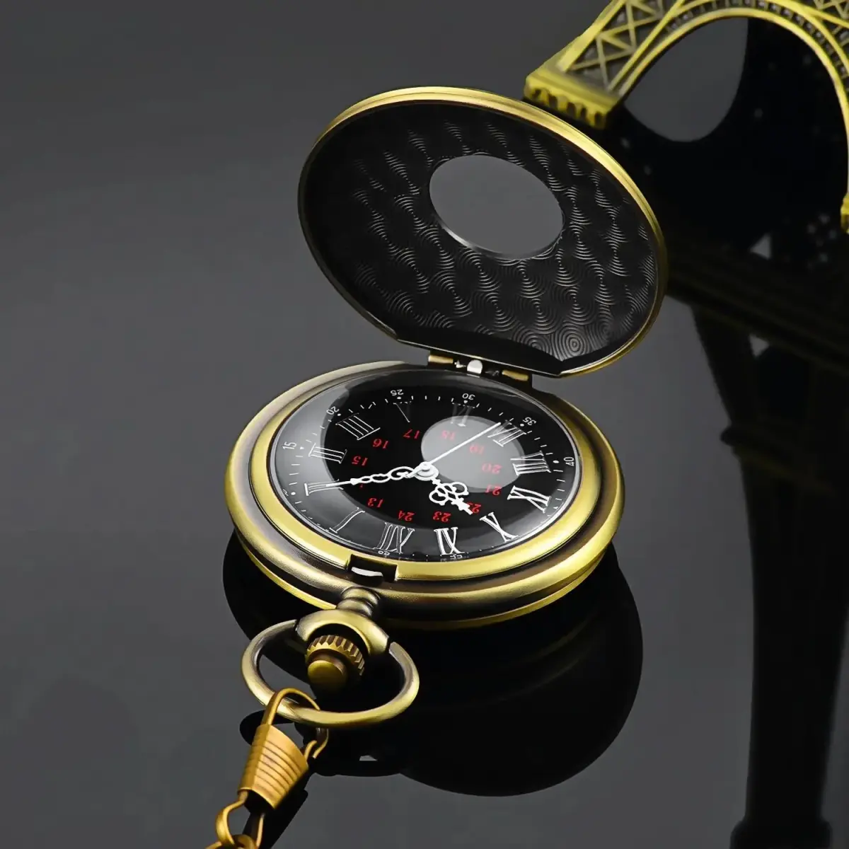 LYMFHCH Vintage Pocket Watch with Chain, 4.6cm Case | Classic Roman Numerals Quartz Wristwatch for Gifts - view 4