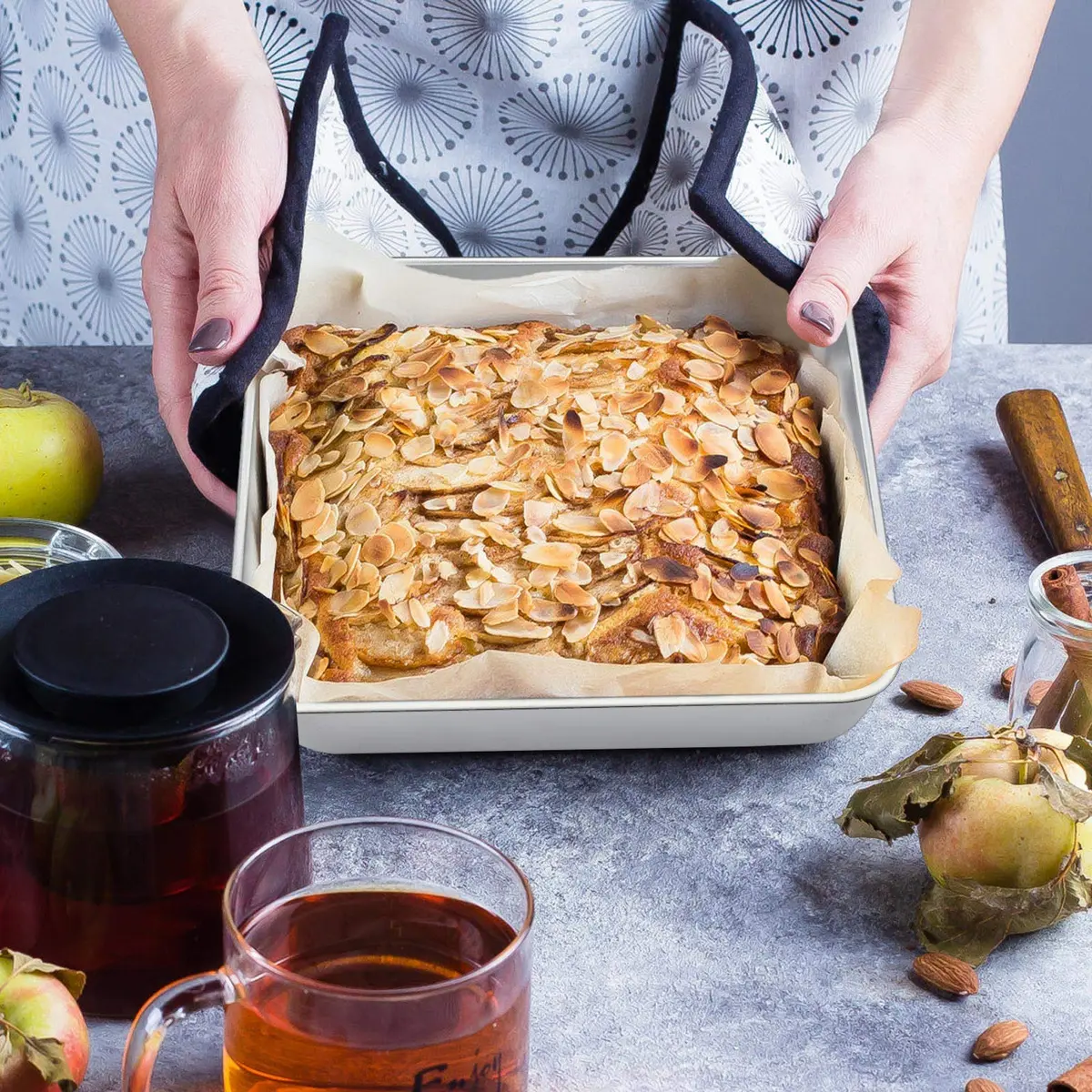 E-far 8 x 8-Inch Stainless Steel Baking Pan Set | Healthy, Durable & Dishwasher Safe - view 6